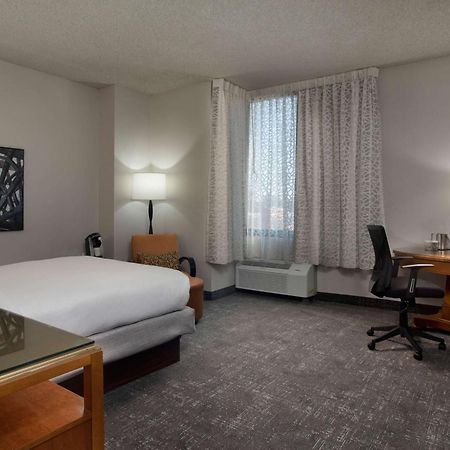 Doubletree By Hilton Memphis Downtown Hotel Eksteriør billede