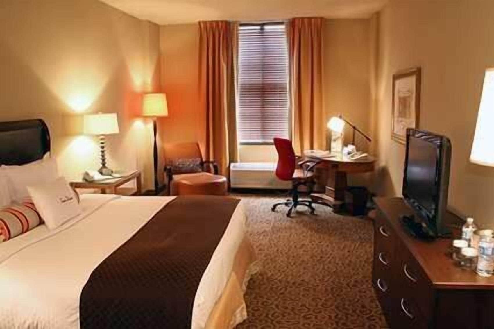 Doubletree By Hilton Memphis Downtown Hotel Eksteriør billede