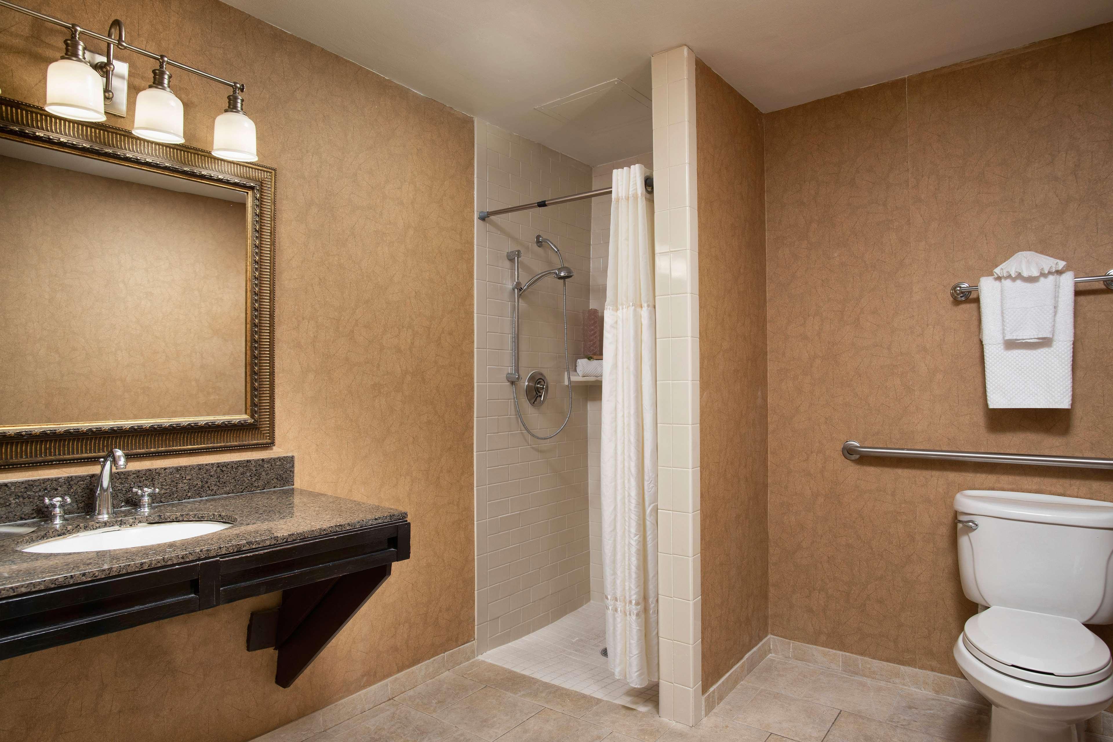 Doubletree By Hilton Memphis Downtown Hotel Eksteriør billede