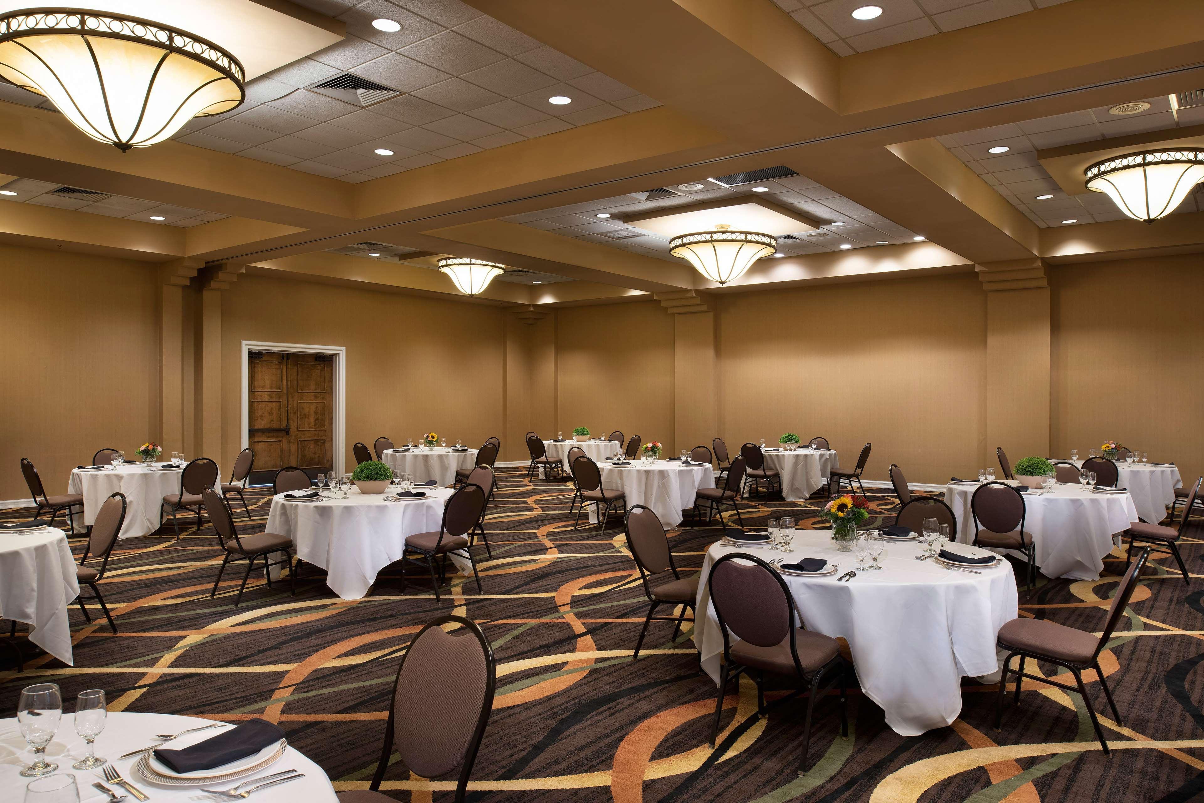 Doubletree By Hilton Memphis Downtown Hotel Eksteriør billede