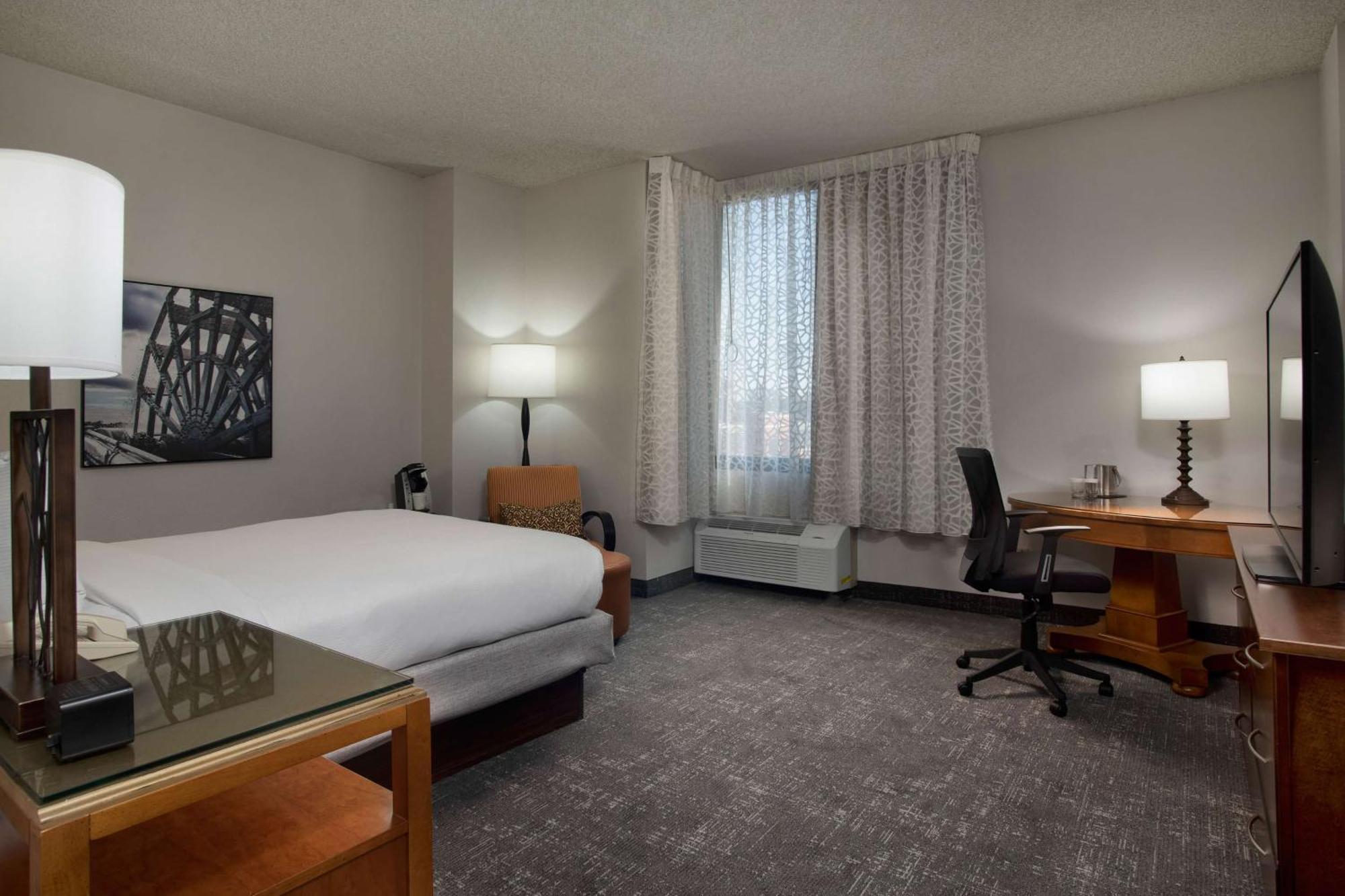 Doubletree By Hilton Memphis Downtown Hotel Eksteriør billede